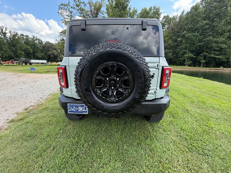 2022-ford-bronco-image-6