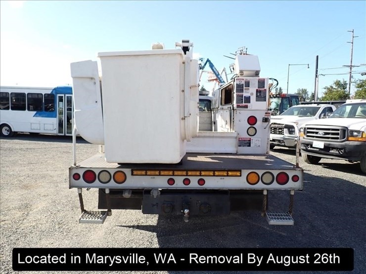 2009-ford-f550-image-31