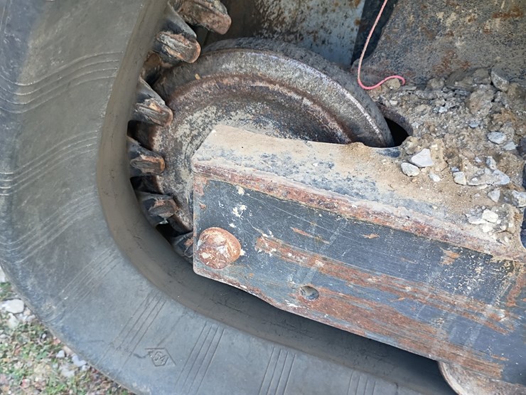 2022-bobcat-t66-image-58