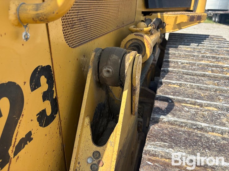 caterpillar-d5g-image-20