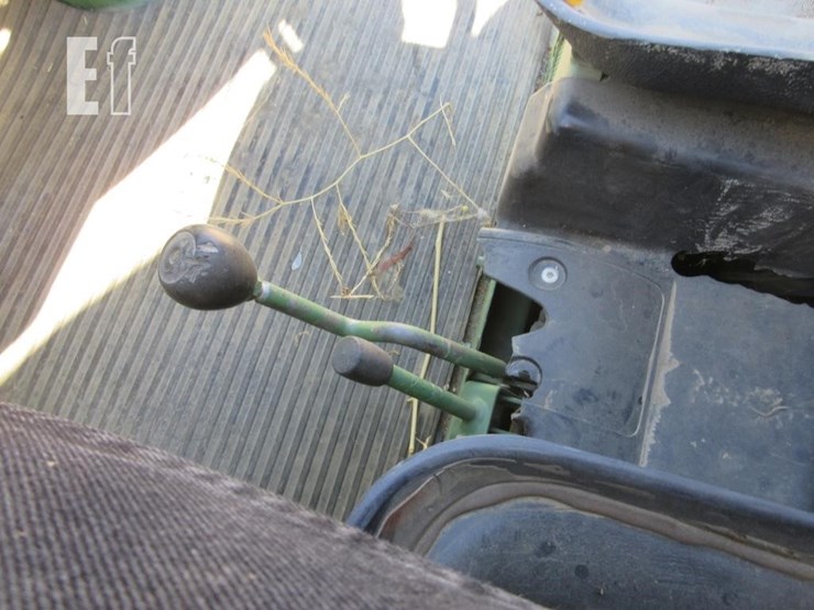 john-deere-gator-image-9