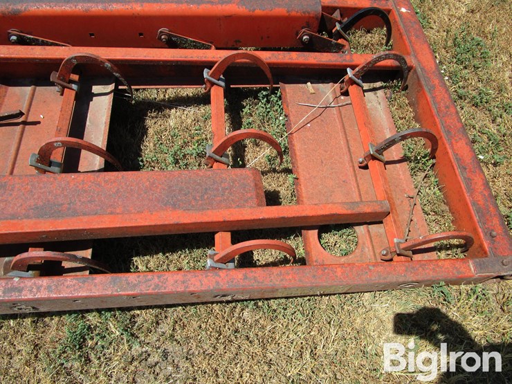 farmhand-10-bale-image-11