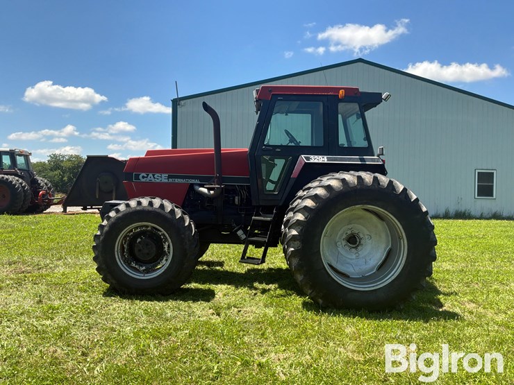 1985-case-ih-3294-image-8