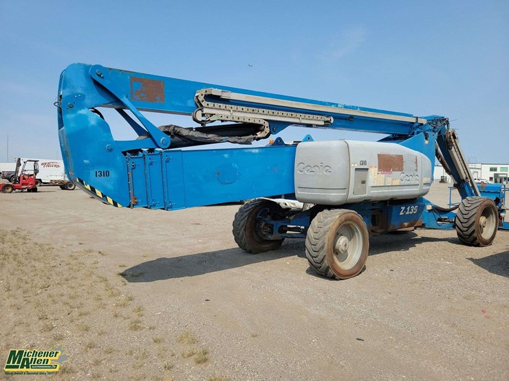 2013-genie-z135/70-image-7