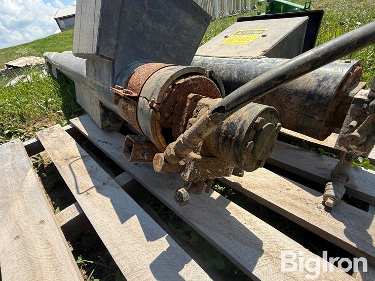john-deere-7000-image-10
