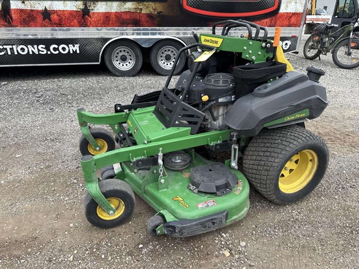 john-deere-m-image-1