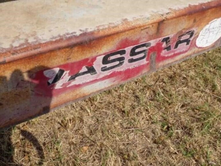 massey-ferguson-1330-image-2