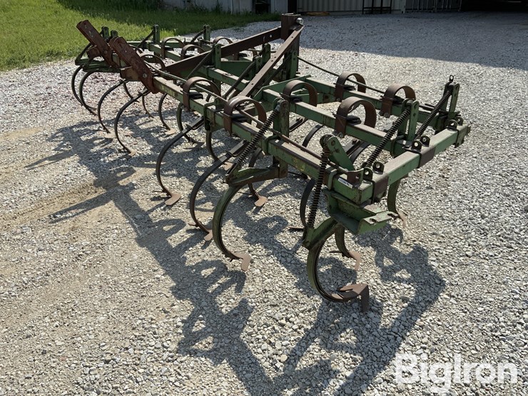john-deere-14-image-5