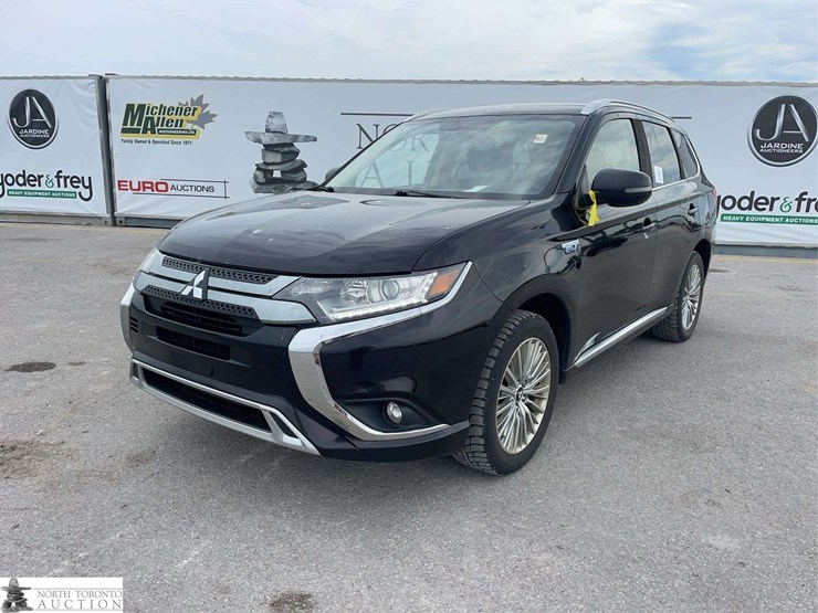 2019-mitsubishi-outlander-image-1