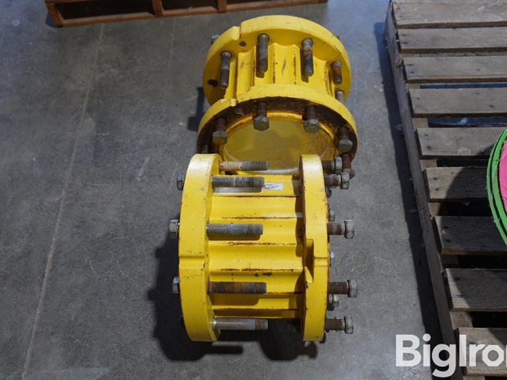 unverferth-10"-10-bolt-wheel-spacers-image-4