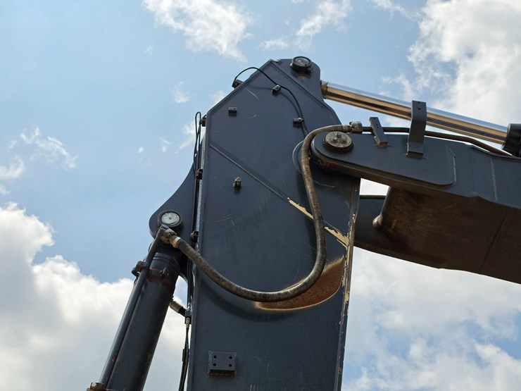 2018-deere-470g-lc-image-117