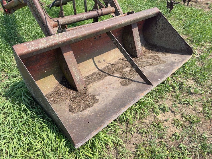 loader-for-farmall-300-or-350-image-5