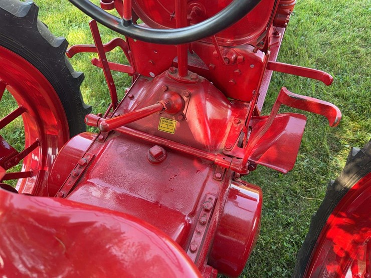 1937-farmall-f-12-image-34