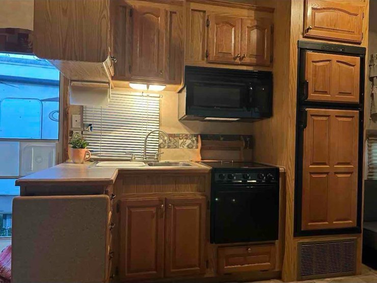 2007-cedar-creek-travel-trailer-image-39