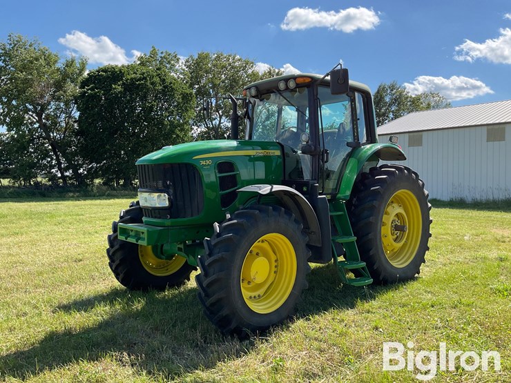2010-john-deere-7430-image-1