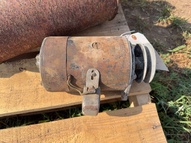 (2)-mufflers-and-(1)-generator-image-2