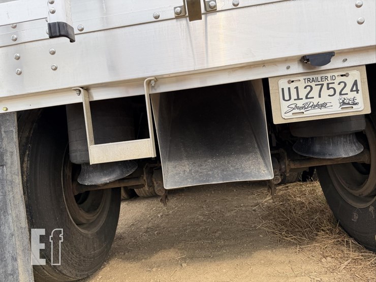 2011-wilson-grain-trailer-image-32
