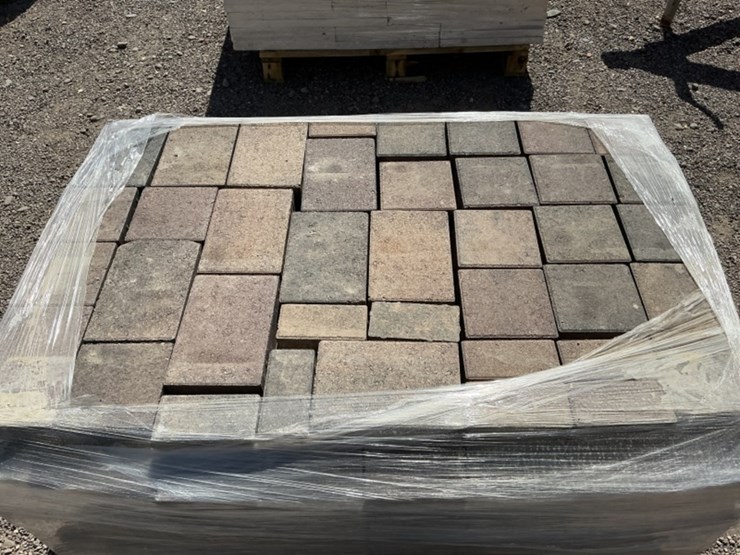 pallet-of-stone-pavers-image-3