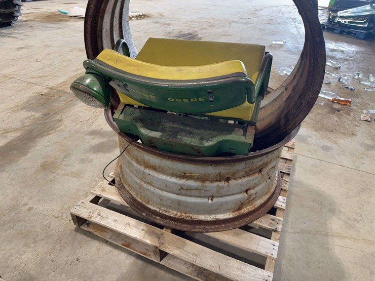 john-deere-730-image-30