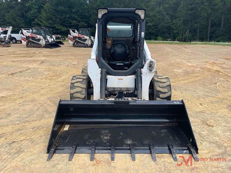 2017-bobcat-s650-skid-steer-loader-image-8