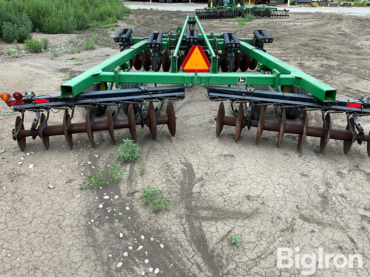 john-deere-510-image-6