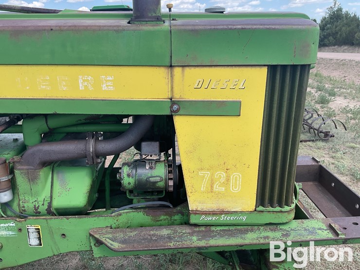 1956-john-deere-720-image-17