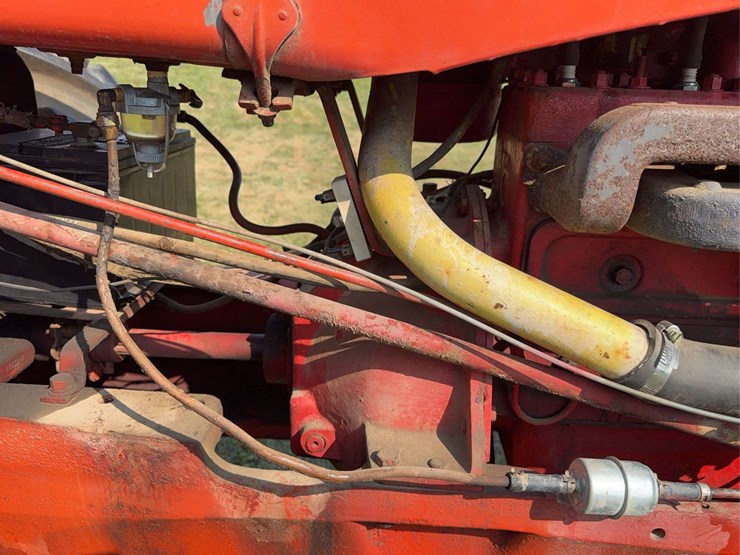 massey-ferguson-44-image-24