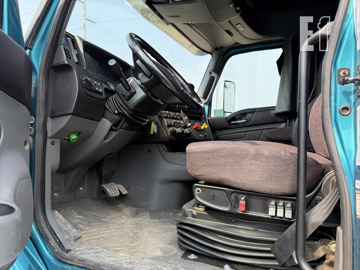 2019-international-lt-image-53