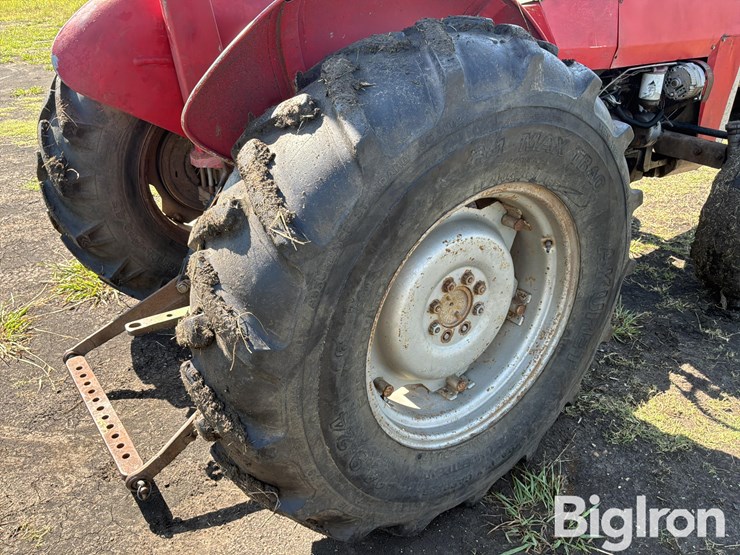 1978-massey-ferguson-135-image-17