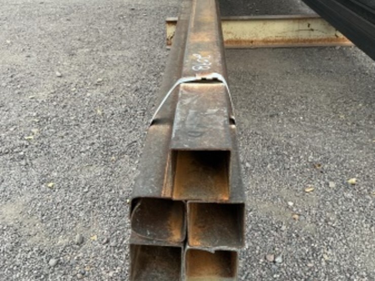 bundle-of-4in-square-tubing-image-2