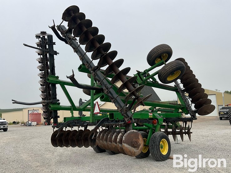 john-deere-630-image-5
