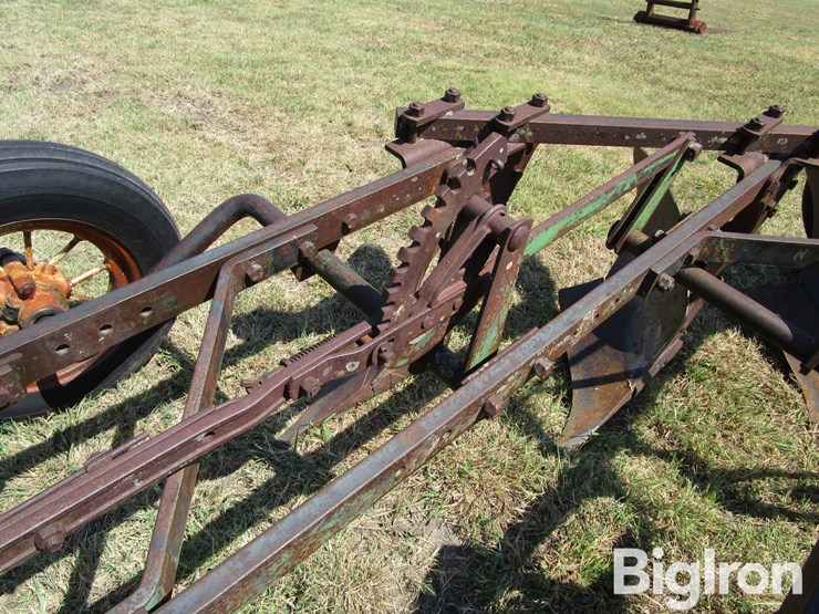 john-deere-model-a-image-11
