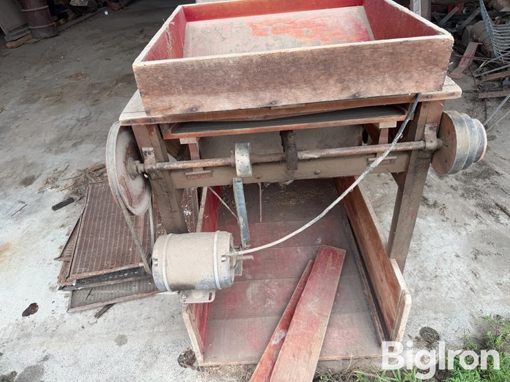 clipper-grain-cleaner-image-19