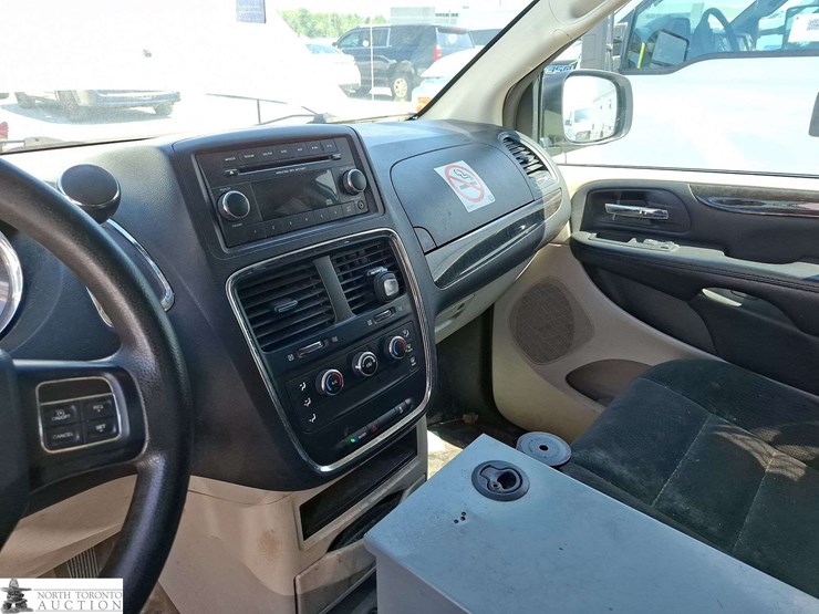 2015-ram-c/v-image-12