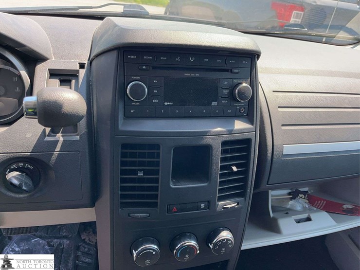 2008-dodge-grand-caravan-se-image-8