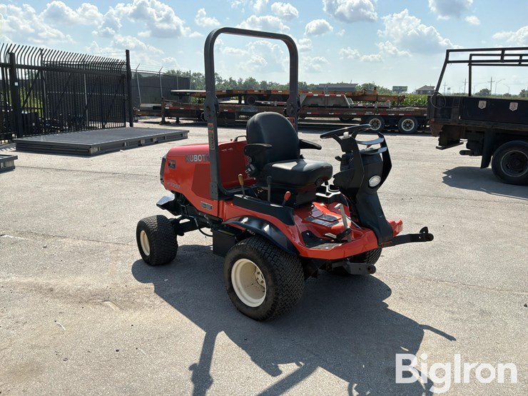 2017-kubota-f3990-image-3