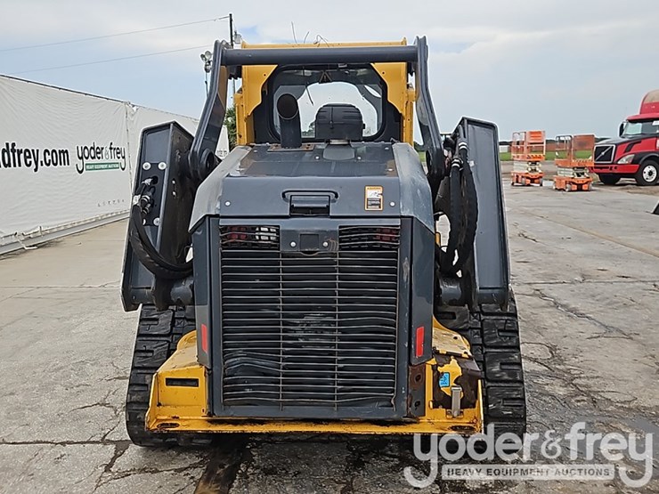 2023-deere-331g-image-21