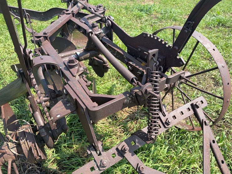 avery-three-bottom-14”-pull-type-moldboard-plow-image-7