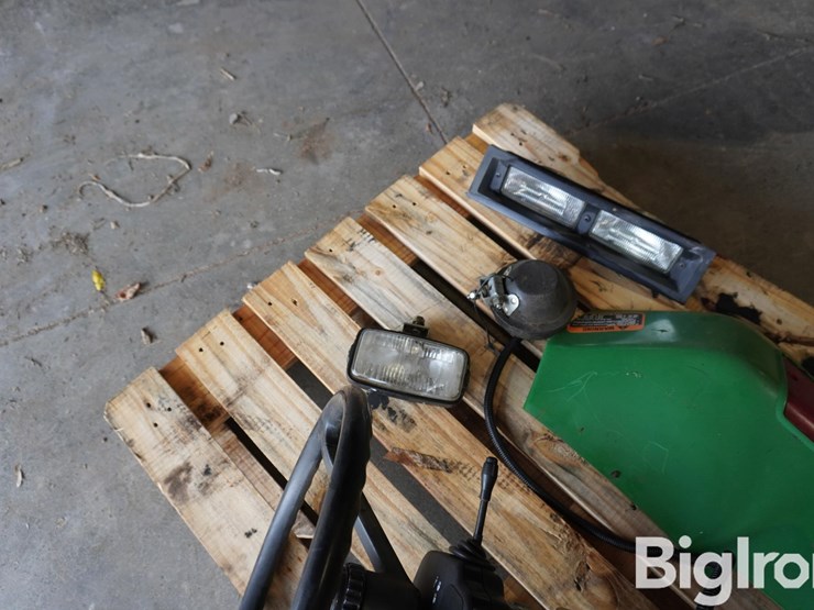 john-deere-8200-image-12