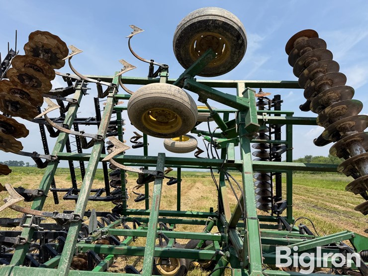 john-deere-724-image-18