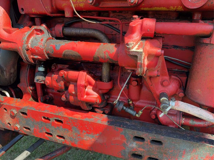farmall-856-diesel-image-55