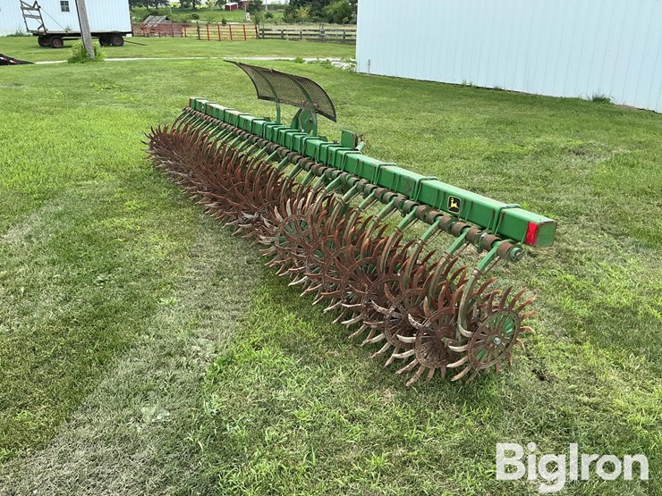 john-deere-400-image-5