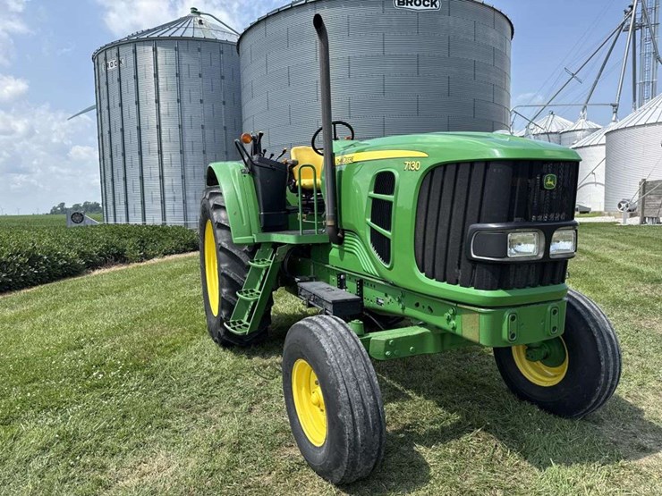 john-deere-7130-image-5