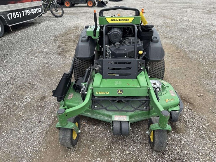 john-deere-m-image-5