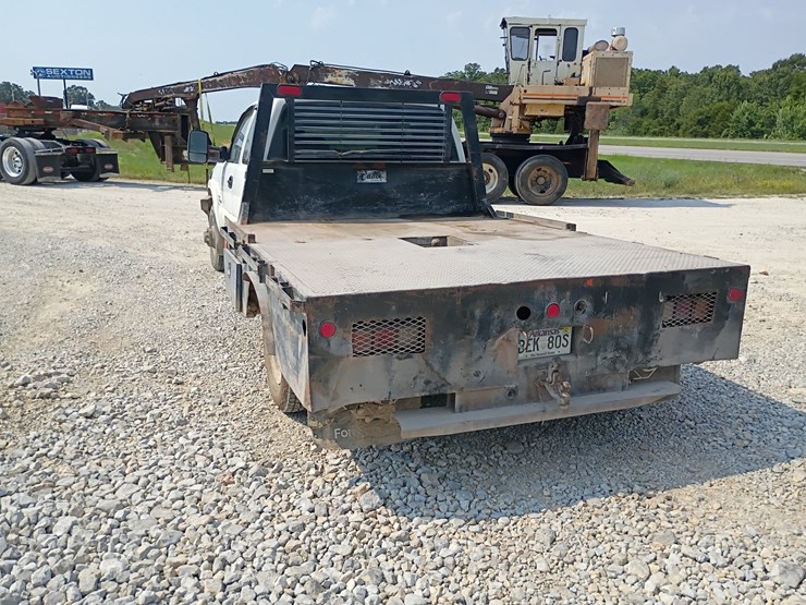 2006-chevrolet-silverado-3500-image-6
