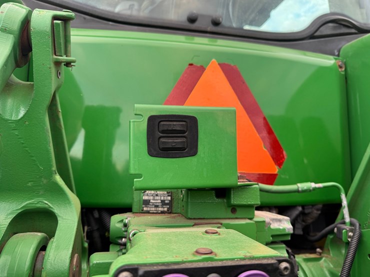 john-deere-8345r-image-49
