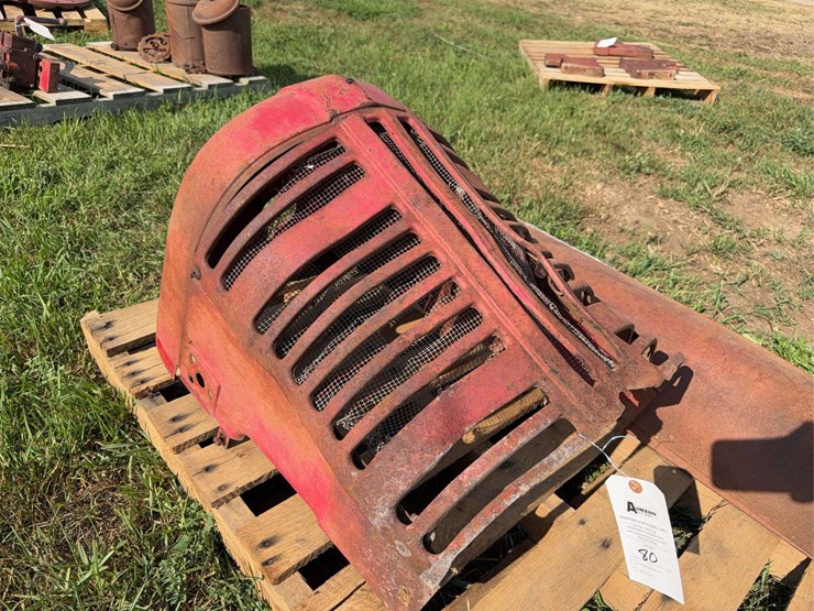 farmall-400-sheet-metal-image-3