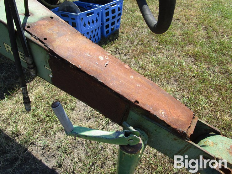 john-deere-7000-image-11