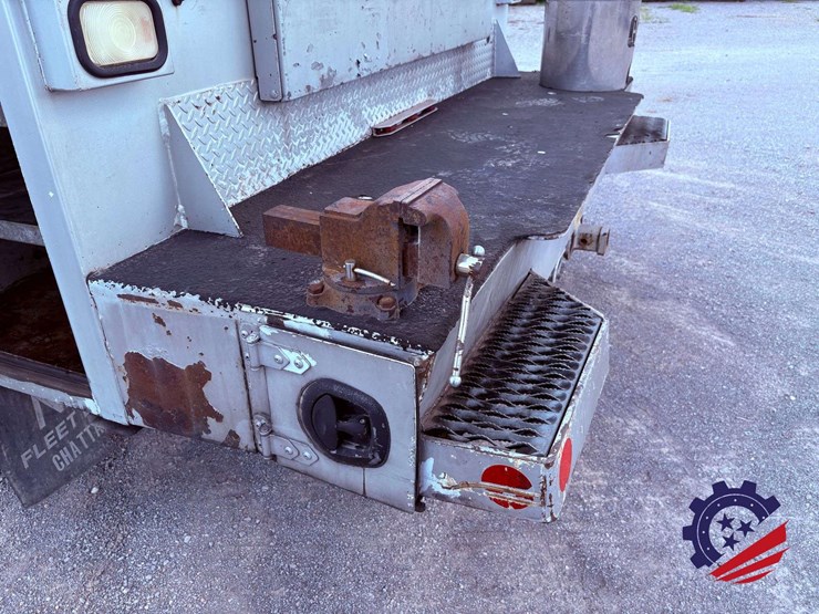 2006-ford-f550-xlt-sd-image-31
