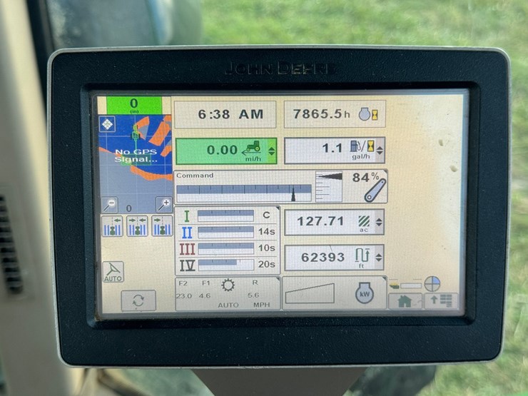 john-deere-8285r-image-42